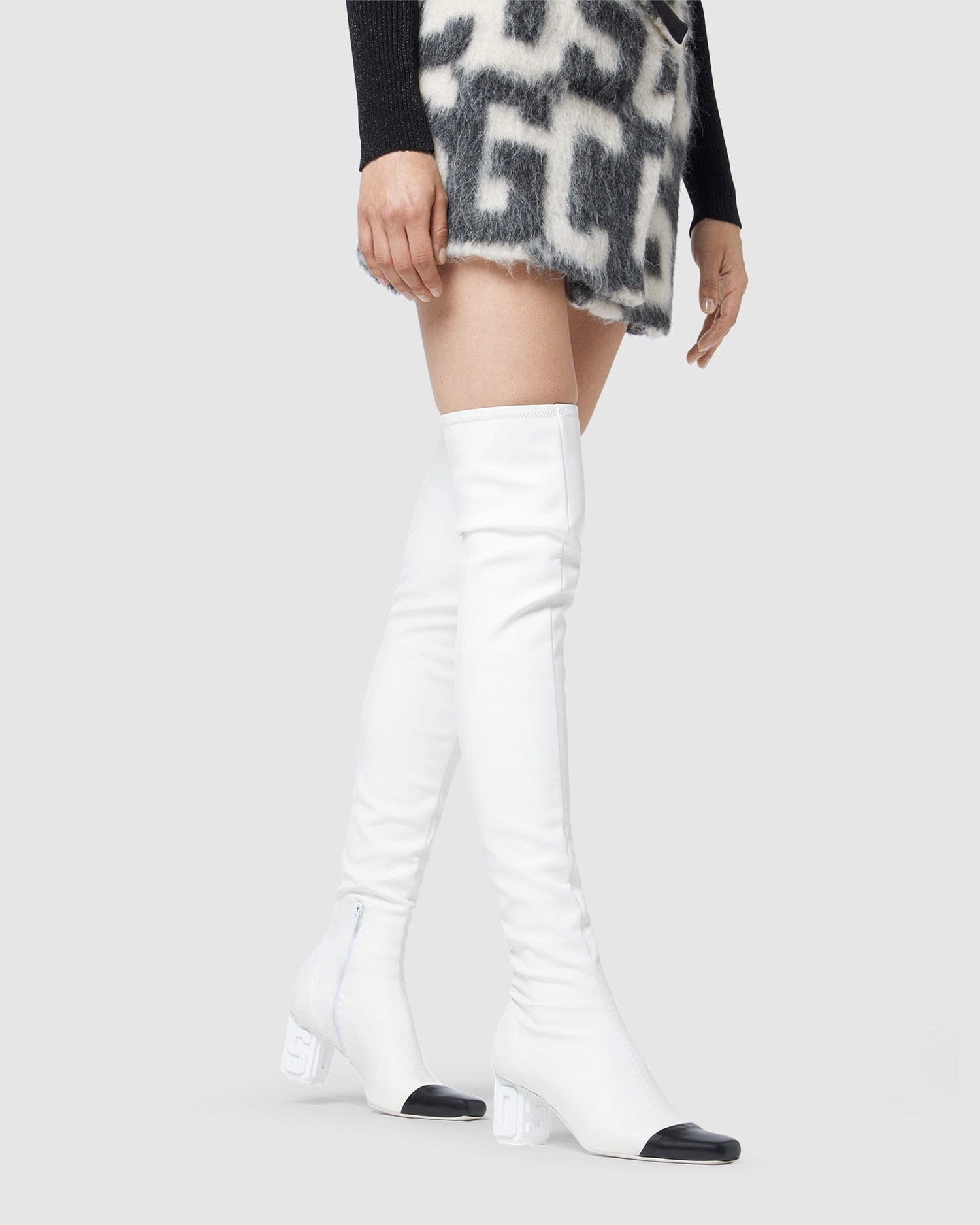 Cuissardes GCDS Logo Embossed Over-the-knee Boots Femme Blanche | 268917-IEF