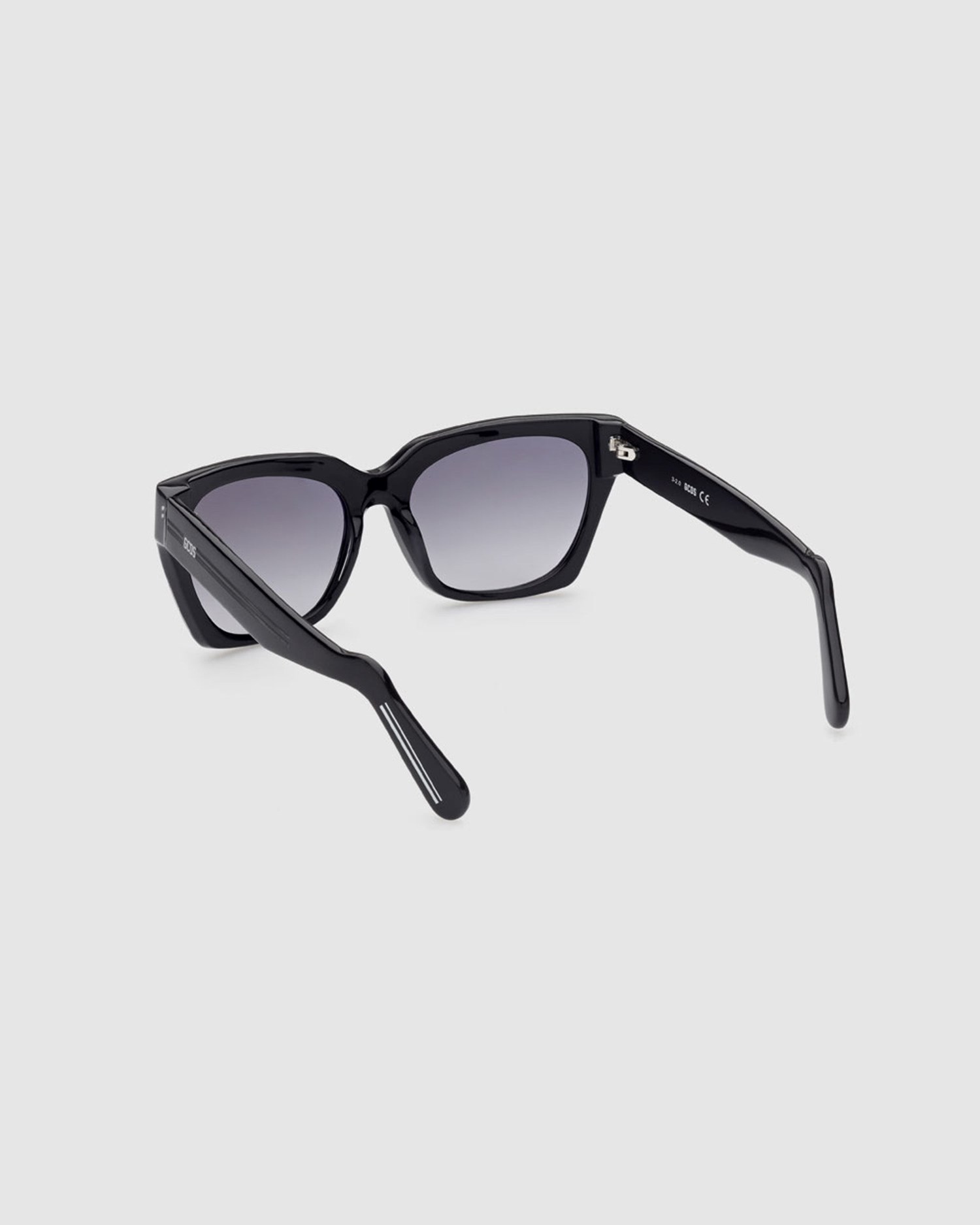 Lunettes de Soleil GCDS Dani Cat-eye Sunglasses Femme Noir | 142905-UTM