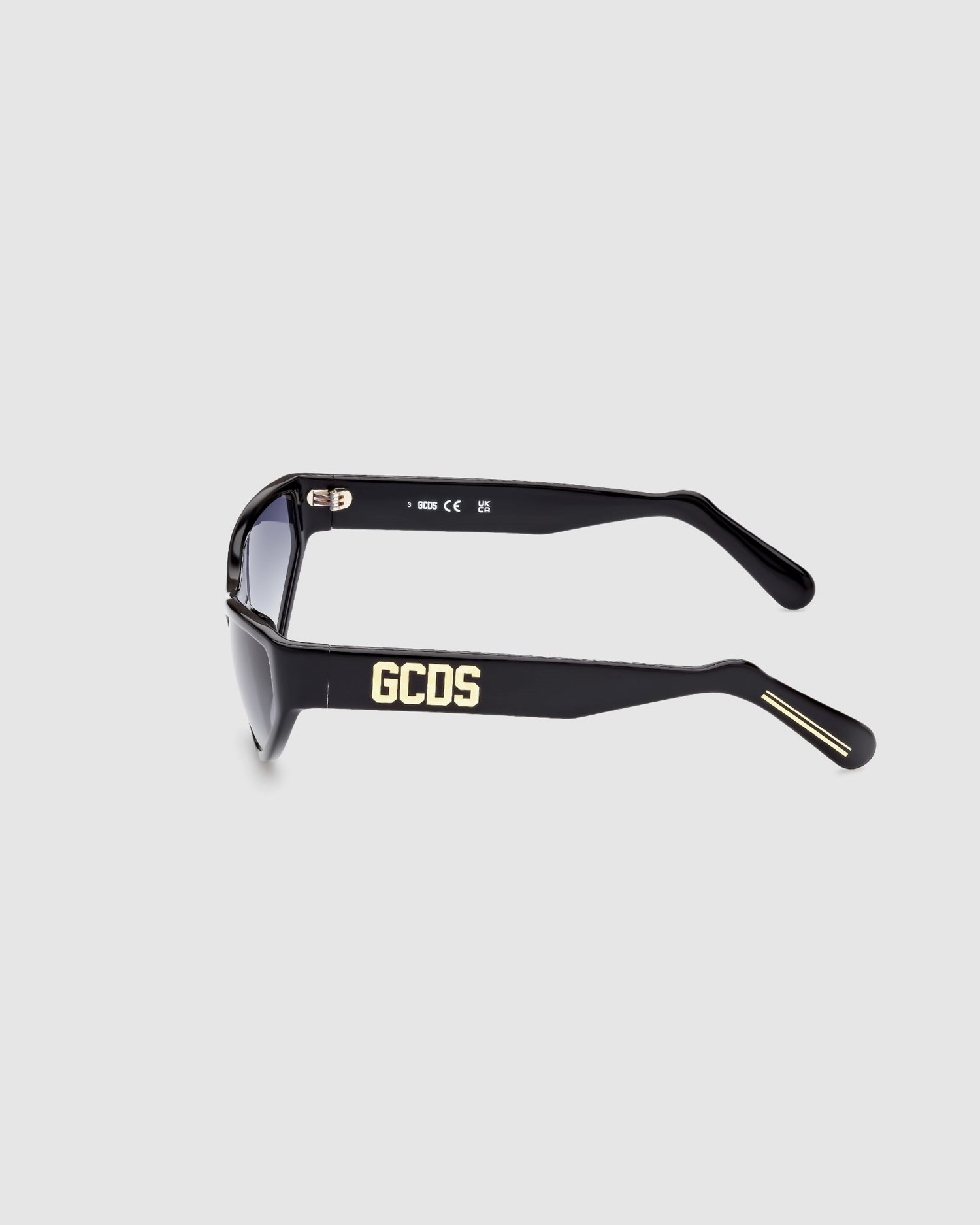 Lunettes de Soleil GCDS Gd0024 Cat-eye Sunglasses Femme Noir | 965340-RDP